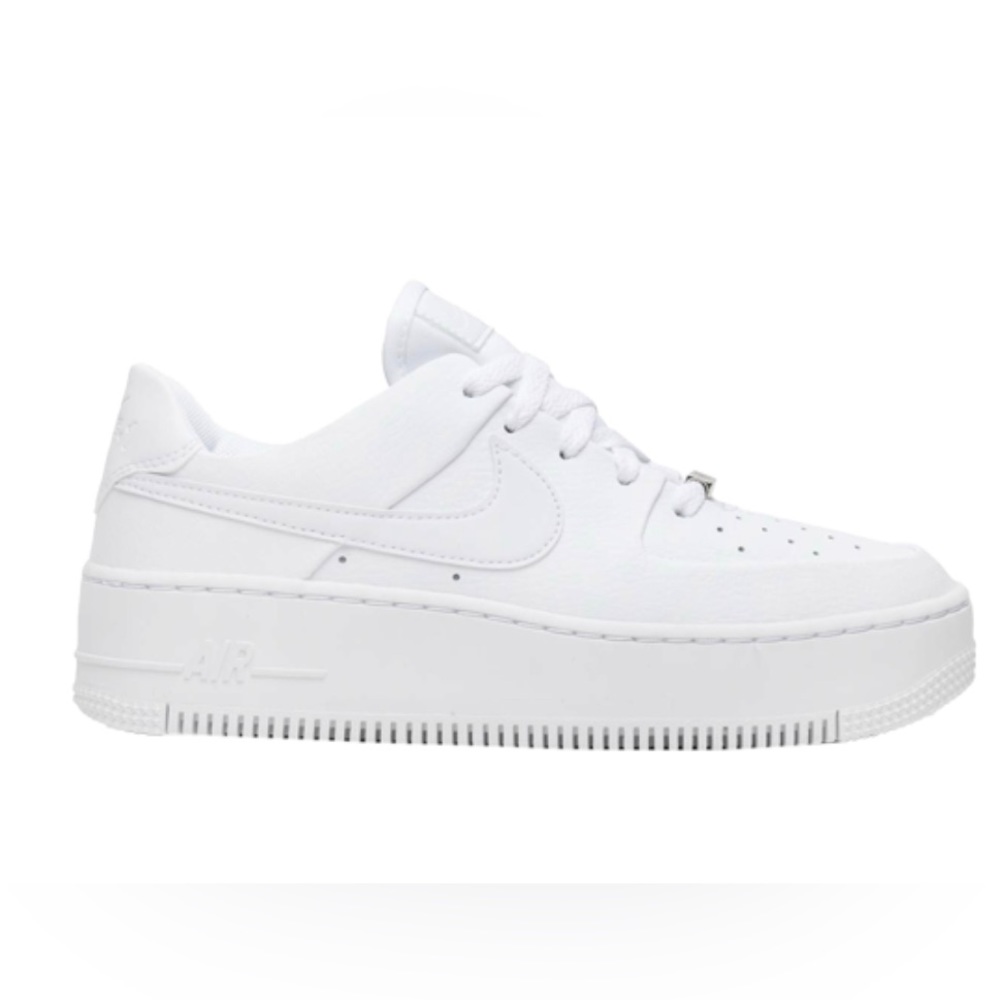 NIB Nike Air Force 1 Sage Low